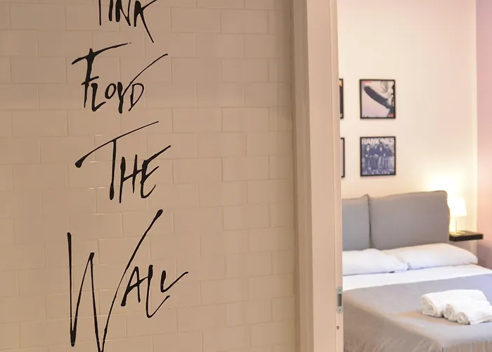 All You Need Is Rome Guesthouse